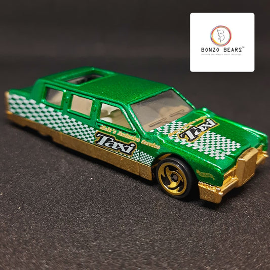 Limozeen Turbo Taxi Series 2/4Green Gold Collectible (1/64)- 2001 Hot wheels Release - Loose | Bonzo Bears