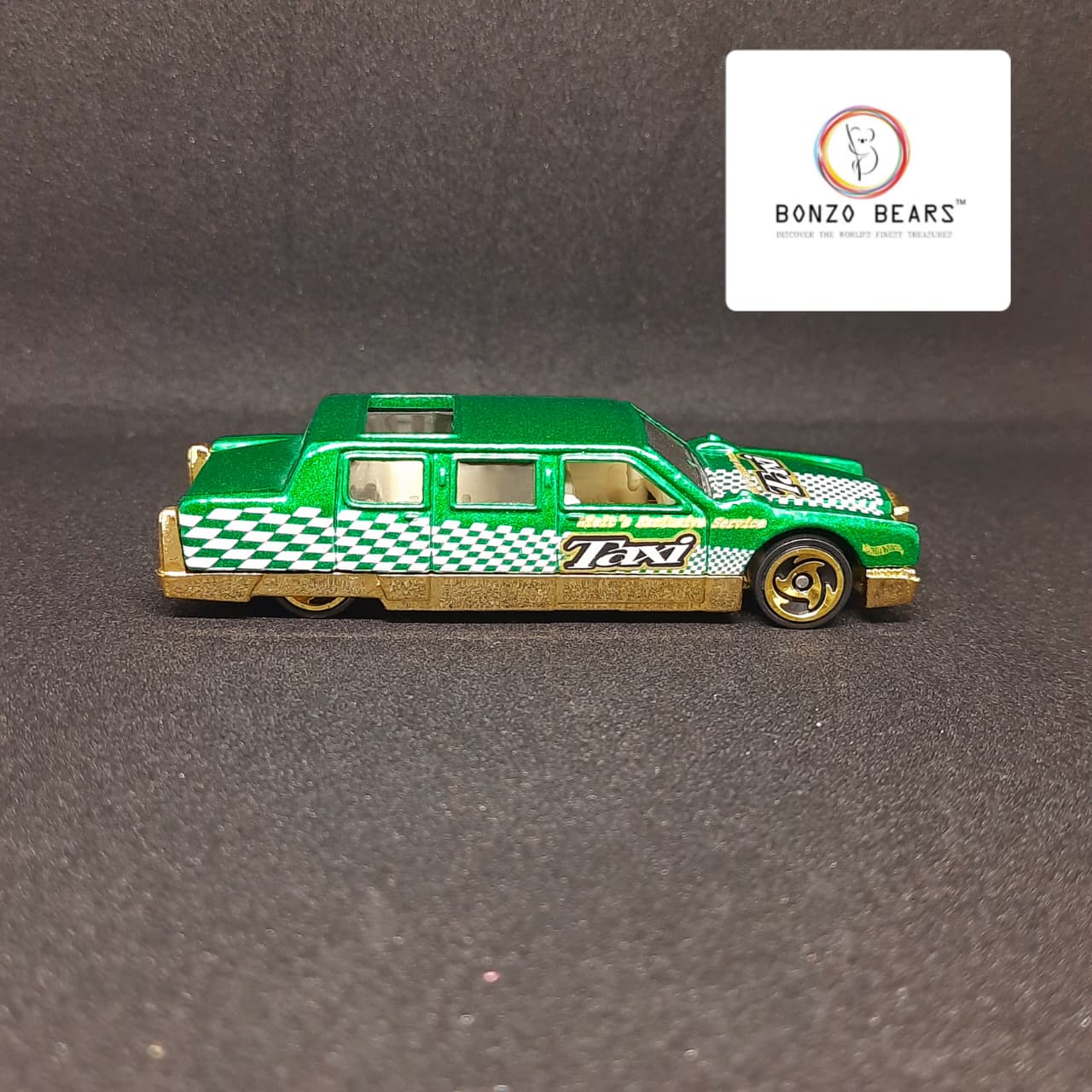 Limozeen Turbo Taxi Series 2/4Green Gold Collectible (1/64)- 2001 Hot wheels Release - Loose | Bonzo Bears