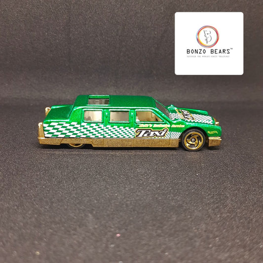 Limozeen Turbo Taxi Series 2/4Green Gold Collectible (1/64)- 2001 Hot wheels Release - Loose | Bonzo Bears