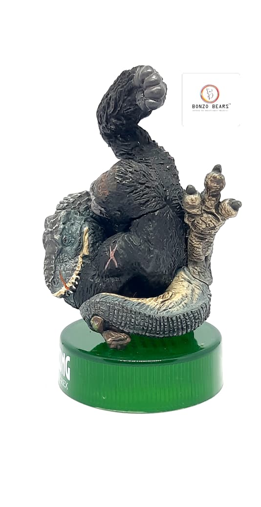 Limited Edition -High Detailed - Original - Kong vs. V-Rex King Kong  Fight Bottle Cap Collection |Universal Studios  - Kaiyodo Collab | Bonzo Bears