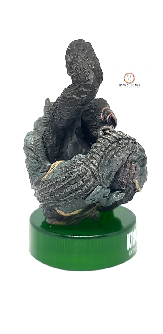 Limited Edition -High Detailed - Original - Kong vs. V-Rex King Kong  Fight Bottle Cap Collection |Universal Studios  - Kaiyodo Collab | Bonzo Bears