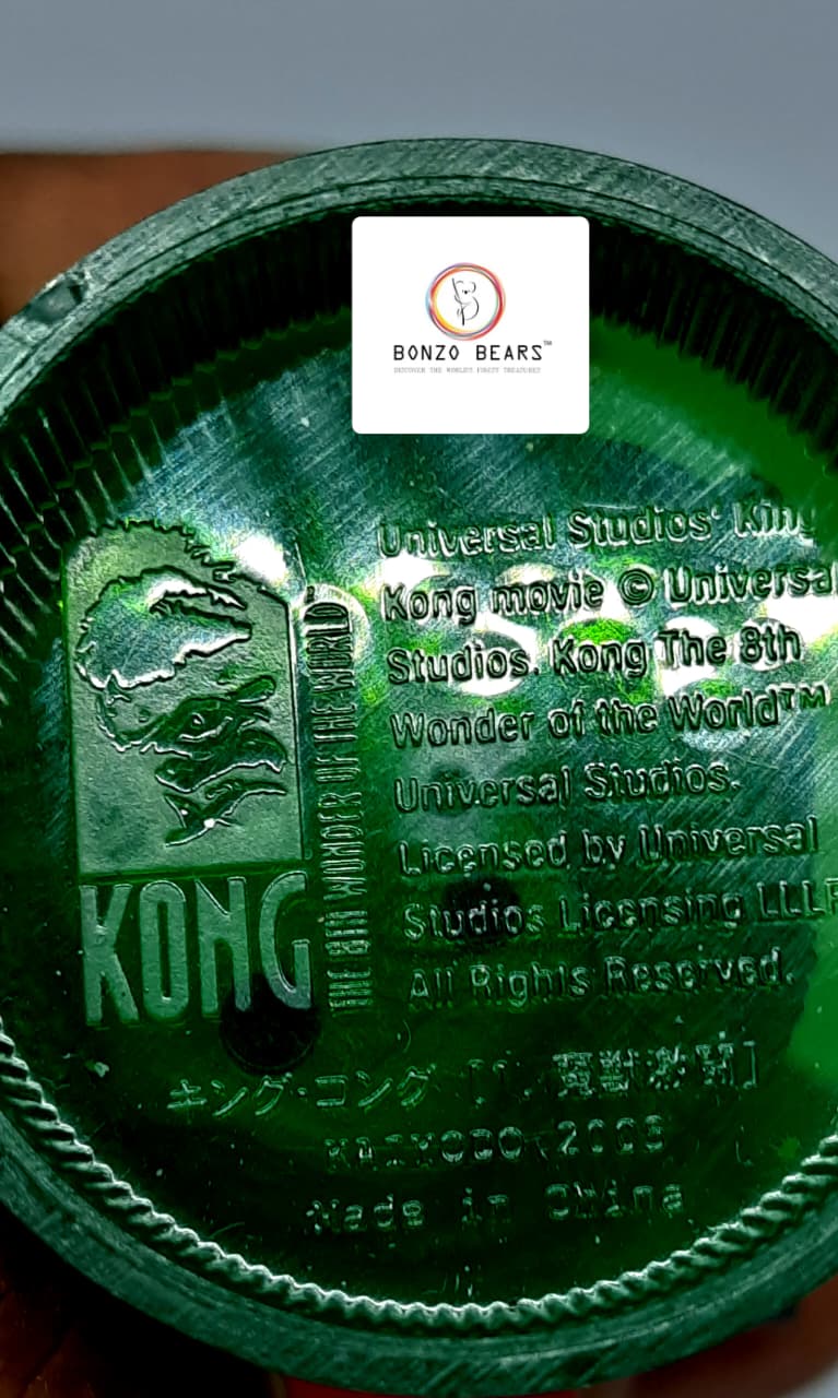 Limited Edition -High Detailed - Original - Kong vs. V-Rex King Kong  Fight Bottle Cap Collection |Universal Studios  - Kaiyodo Collab | Bonzo Bears