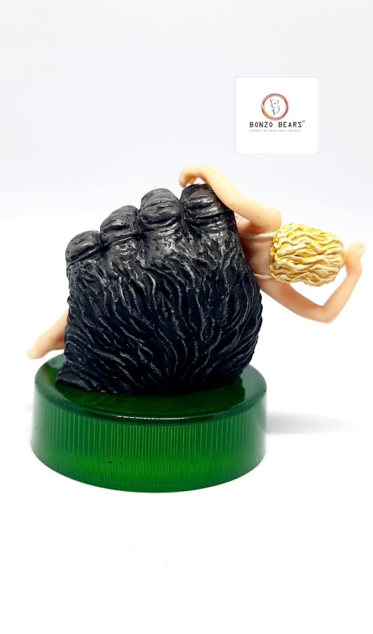 Excluive Limited Edition-Highly detailed  - King Kong - Ann and Kong Bottle Cap Collection|  Kaiyodo & Universal Studios Collab | Bonzo Bears