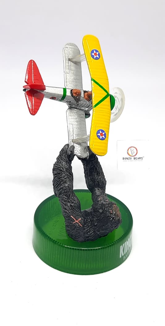 Limited Edition-Highly Detailed ..Battle in NY King Kong - Kaiyodo Bottle Cap Collection| Univerasl Studios & Kaiyodo   | Bonzo Bears