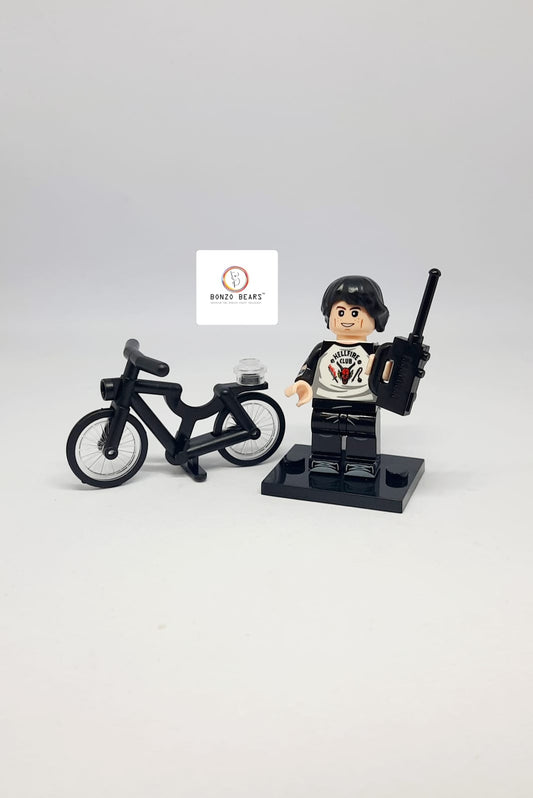 Mike Wheeler - Hellfire Club T Shirt with Black Cycle & Walkie Talkie| LEGO Compatible Mini Figure | Stranger Things