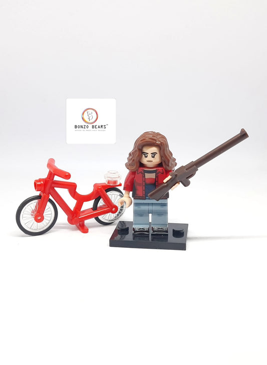 Nancy Wheeler with Rifle & Red Cycle | LEGO Compatible Mini Figure | Stranger Things