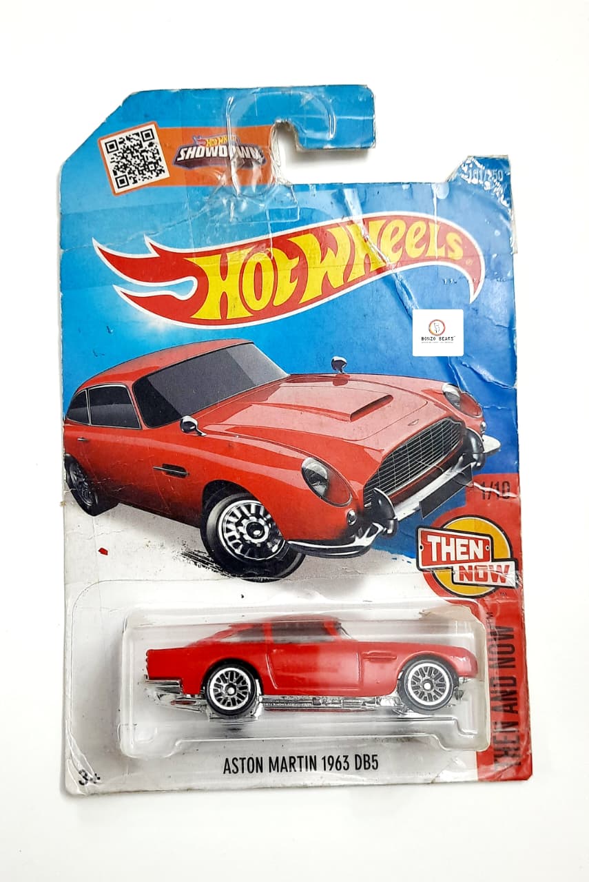 Aston Martin 1963 DB5 - Hot Wheels (Cripled card)  2014 Release | Bonzo Bears PB14