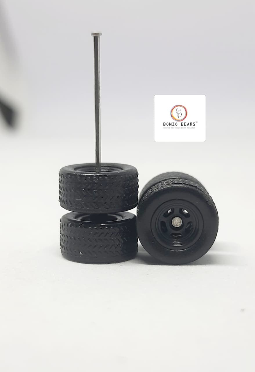 10mm Dia 5 Spoked Black Rim Rubber Tyres for 1/64 cars