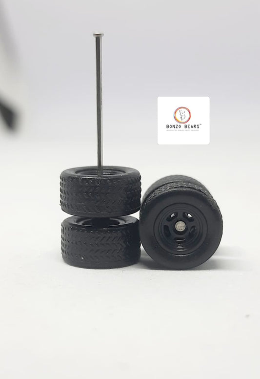 10mm Dia 5 Spoked Black Rim Rubber Tyres for 1/64 cars