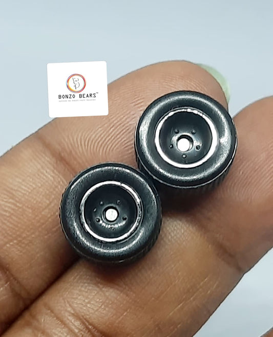 Rubber Tire - 12 mm ,Chrome Ring - 28 mm Axle