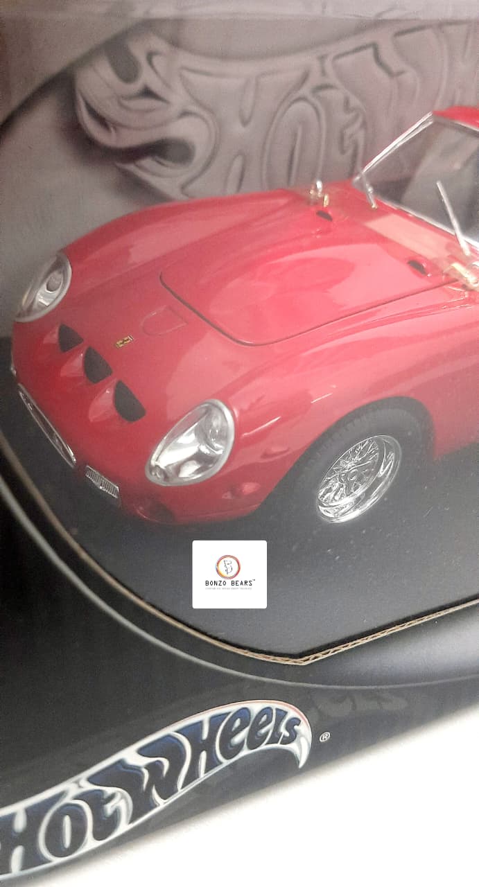Rare - Mint - 1/18 Ferrari 250 GTO 2002 release- Sealed Box