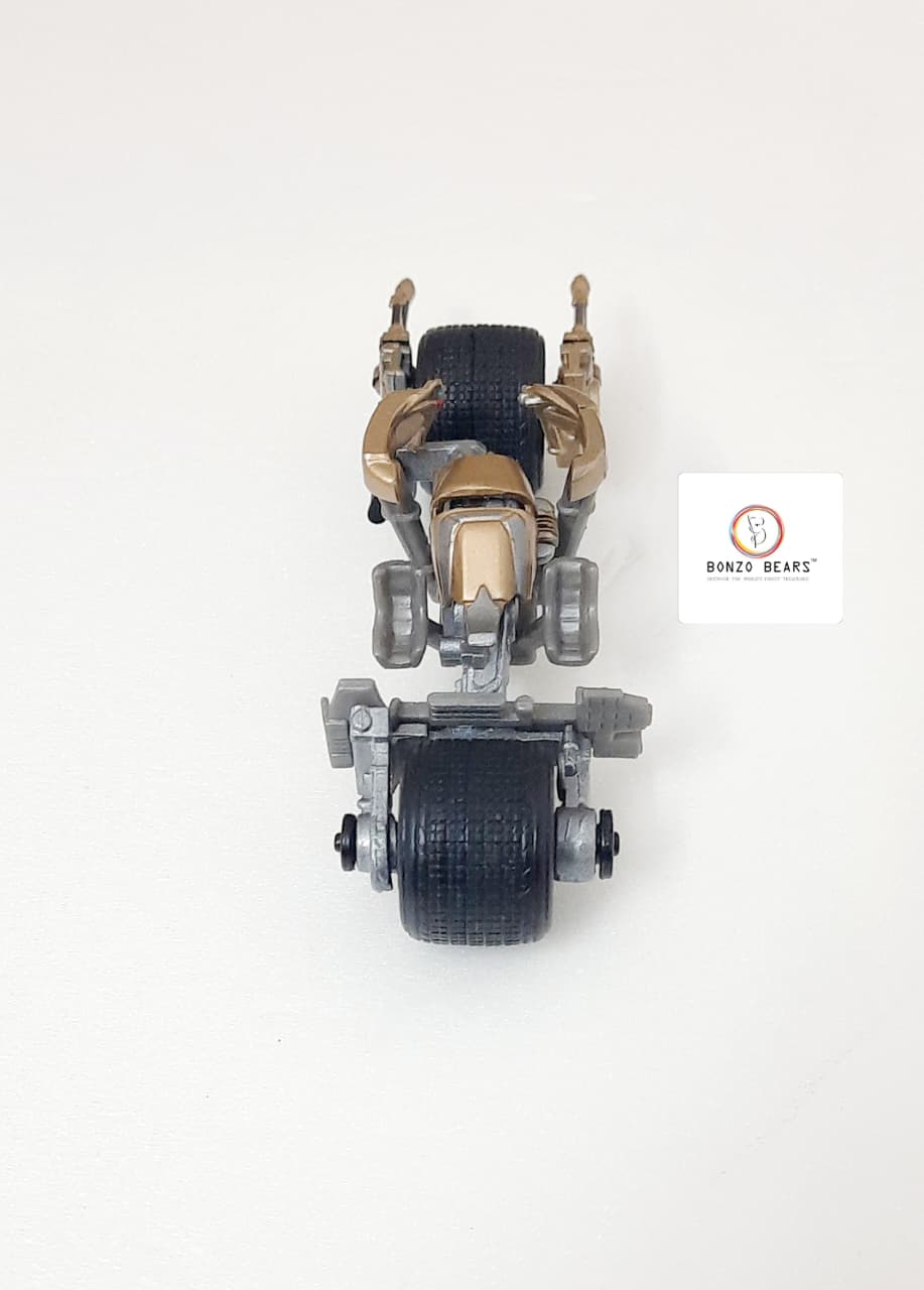 Mattel Hot Wheels The Dark Knight Bat-Pod 1:50 - Uncarded