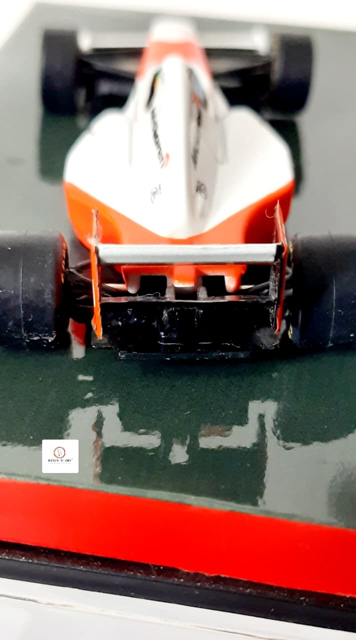 Minichamps 1:43 McLaren MP4/8 Ford - Ayrton Senna | Bonzo Bears