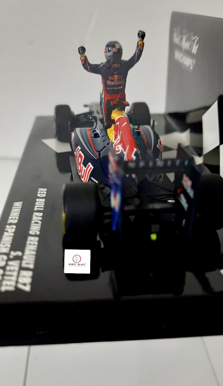 Rare Limited Edition 1 of 1000 1:43 Red Bull Racing Renault RB7, driven by Sebastian Vettel - Winner2011 Spanish Grand Prix - Mini Champs