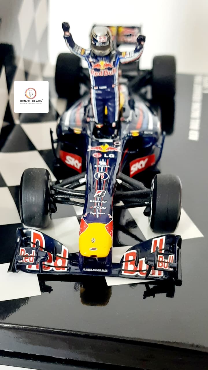 Rare Limited Edition 1 of 777 - 1:43 Minichamps - Red Bull Racing Renault RB6 driven by Sebastian Vettel - 2010 Winner Brazilian GP