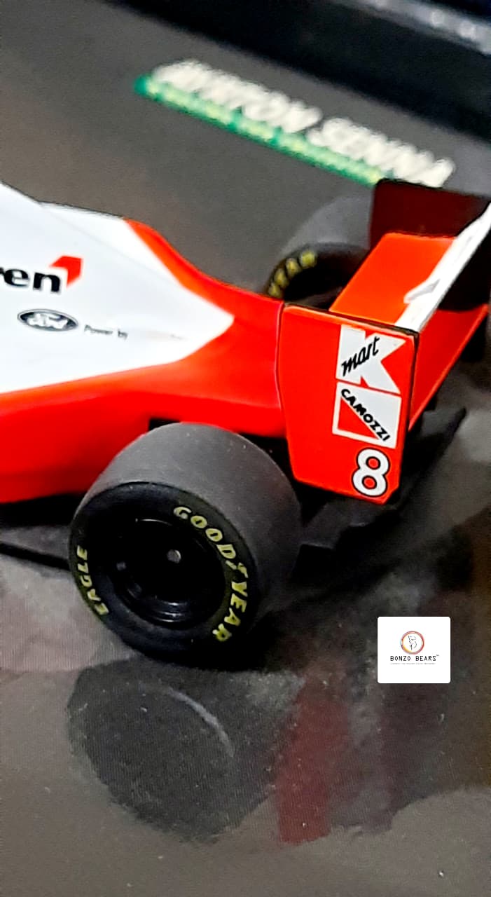 Mini Champs 1:43 McLaren MP4/8 Ford - Ayrton Senna - Winner 1993 Australian Grand Prix (41st Win)