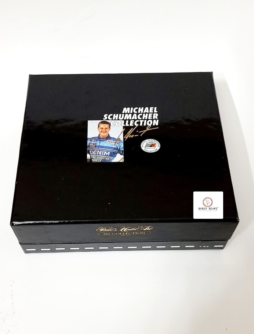 Limited Edition 2766/11111 1:64 Mini Champs 1993 Benetton Ford B193B "Michael Schumacher Collection" - | Bonzo Bears