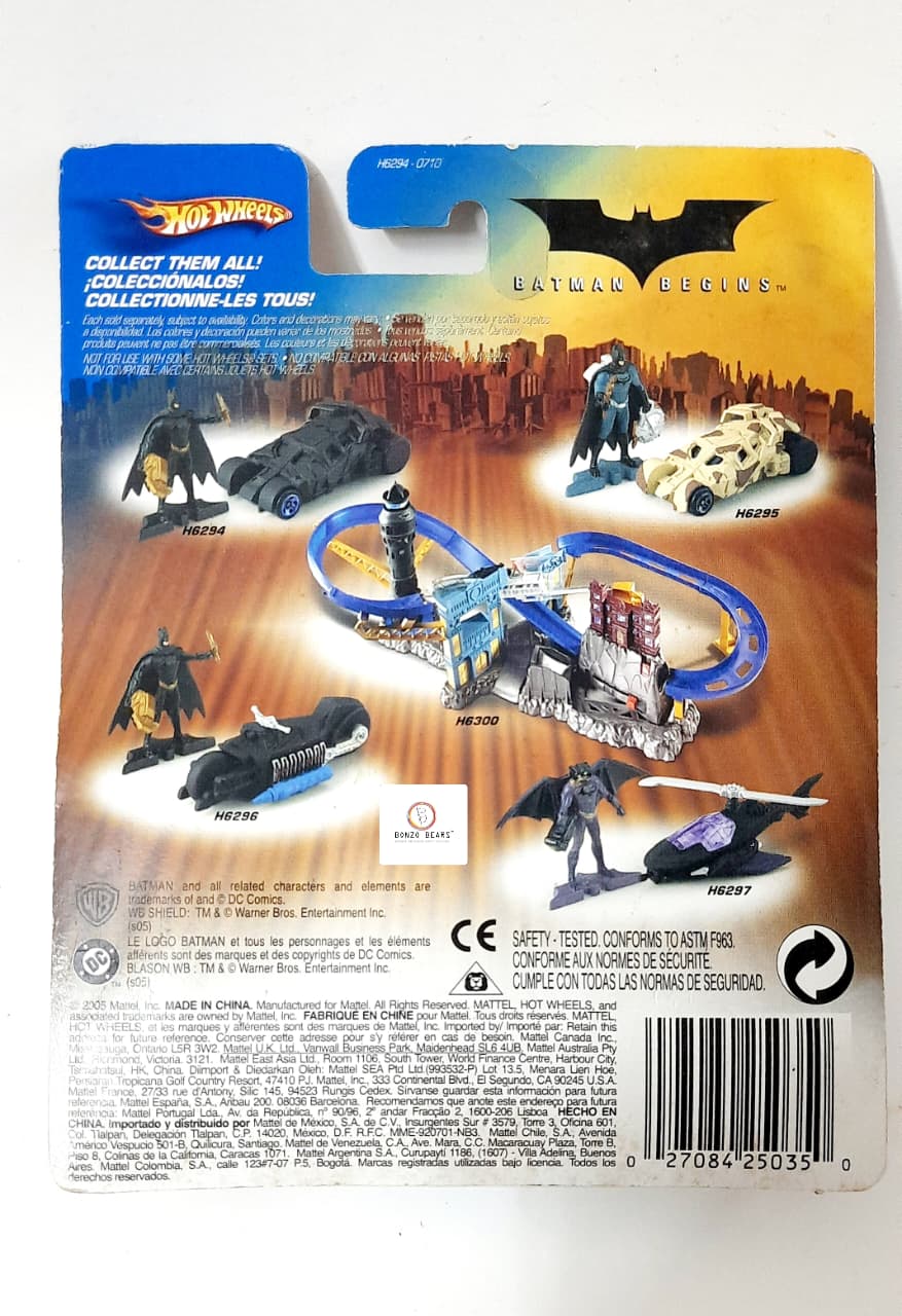 Hot Wheels (2005 Released) 1:64 Batman Begins - Batcycle and Batman Figure set| Bonzo Bears