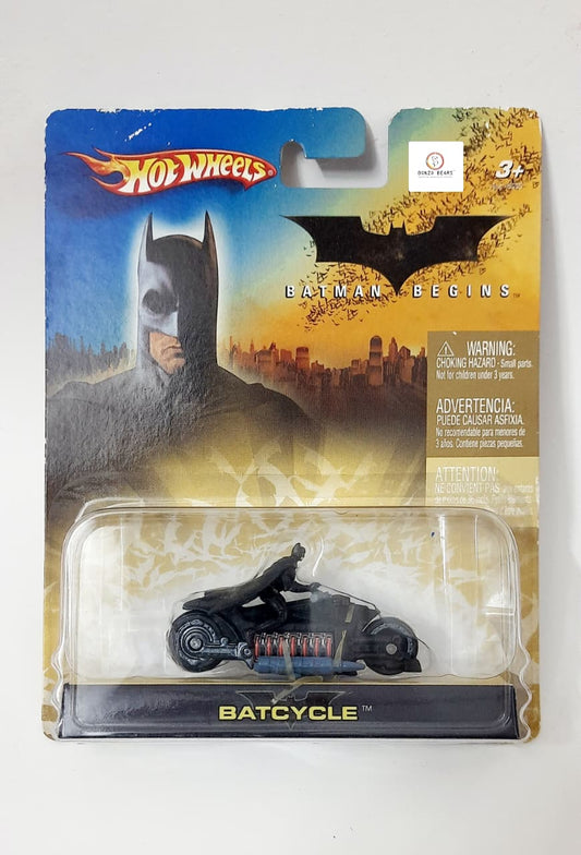 Hot Wheels (2005 Released) Batman Begins - Batcycle with Batman figure | Bonzo Bears