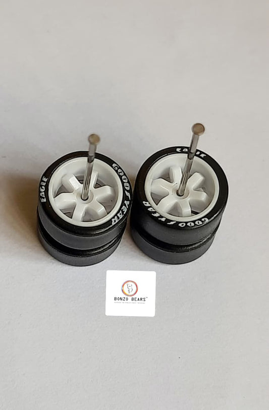 Rubber Tyre - 10mm White rim 6 spoke with Goodyear Eagle - 25mm axle Cv1