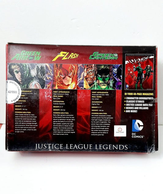 Rare Exclusive -Eaglemoss - DC Comics Masterpiece Collection figurine set - Green Arrow, The Flash, and Green Lantern WITH MAGAZINE (2015 Released) & Certificate of Authenticity