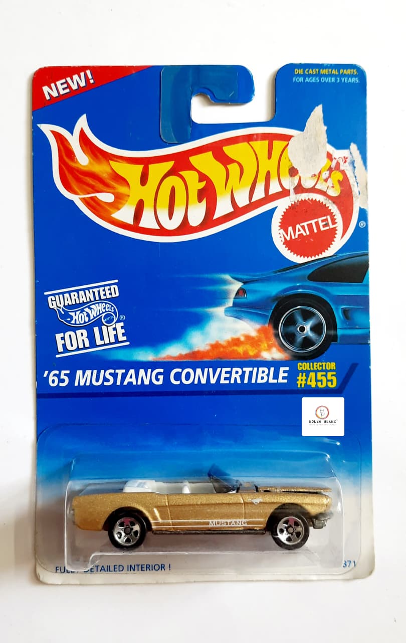 '65 Mustang Convertible (1995 Released) with Engine Detail - Hot Wheels | Bonzo Bears PB38