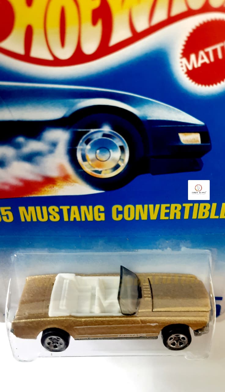 '65 Mustang Convertible Gold  with opening Bonnet & Engine Details  (1991 Released) Varient 2 - Hot Wheels | Bonzo Bears PB39