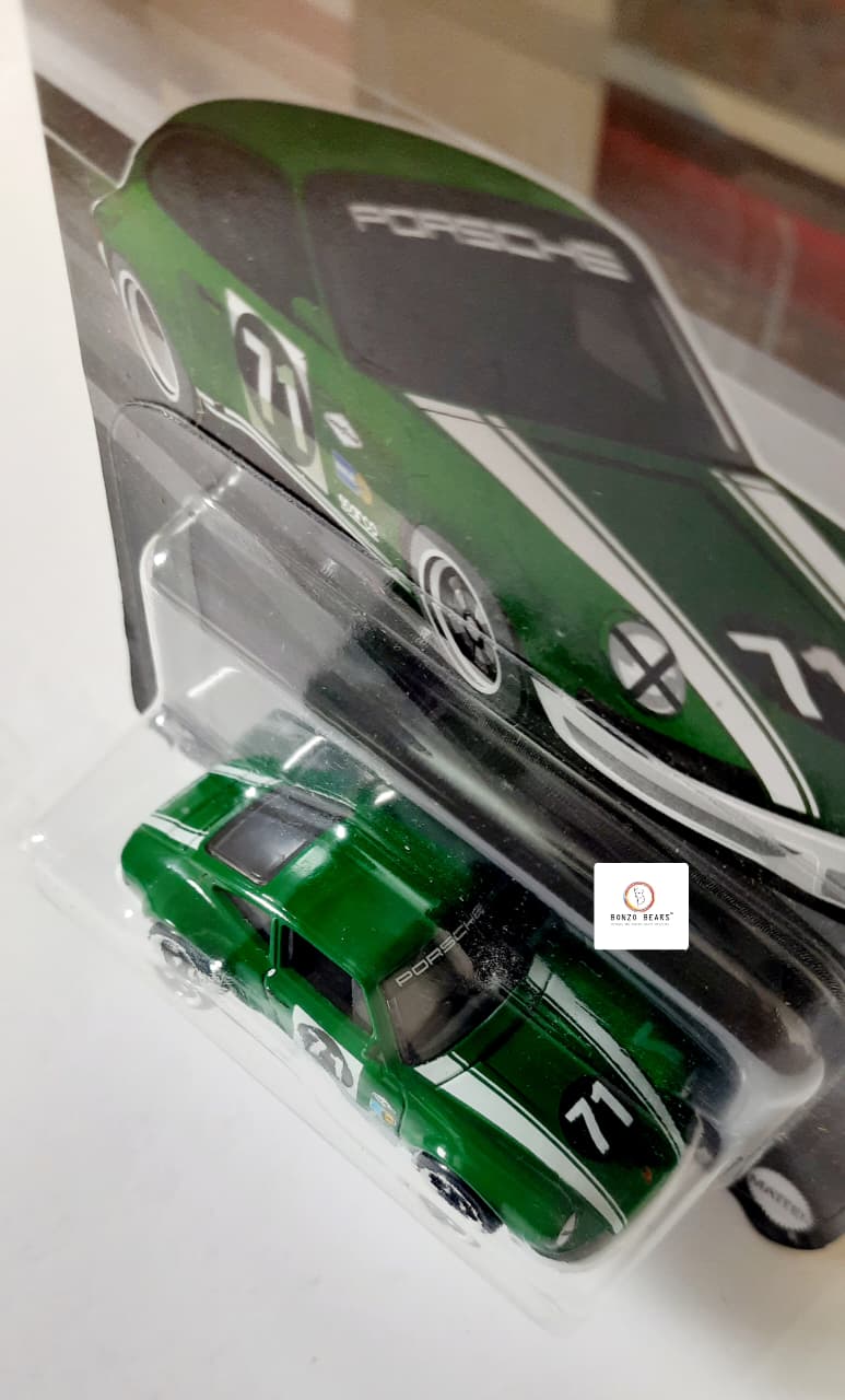 1971 Porsche 911 (2023 Released) Vintage Racing Club - Hot Wheels | Bonzo Bears PB53