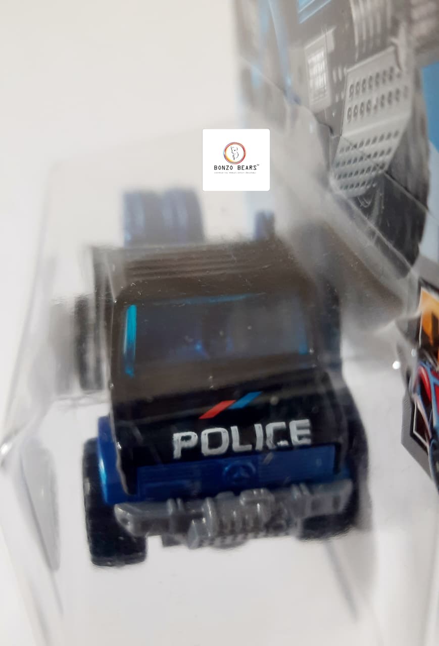 Treasure Hunt Mercedes-Benz Unimog 1300- POLICE SWAT- Hot Wheels | Bonzo Bears |CB1
