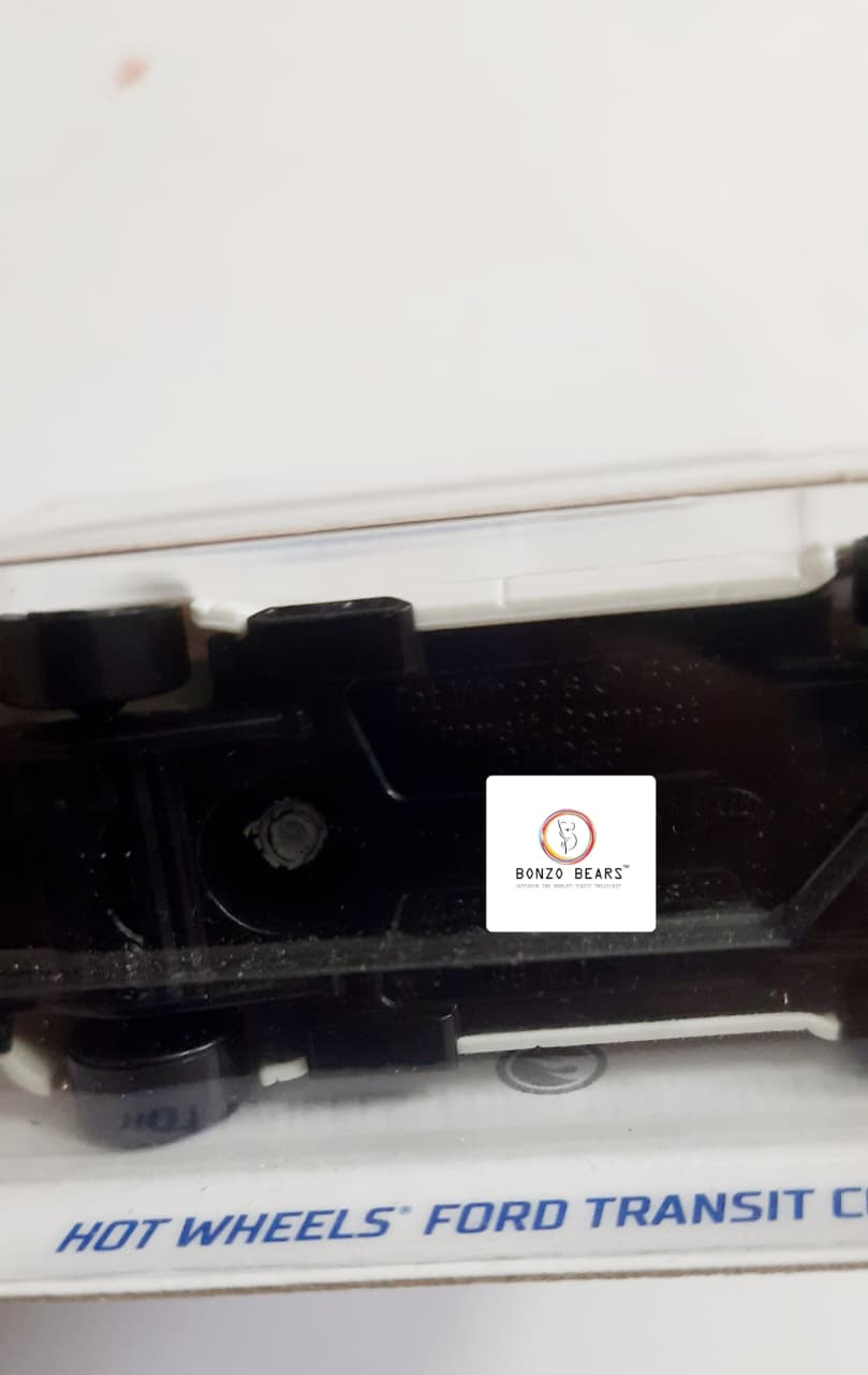 Treasure Hunt - Hot Wheels Ford Transit Connect TH | Bonzo Bears PB49