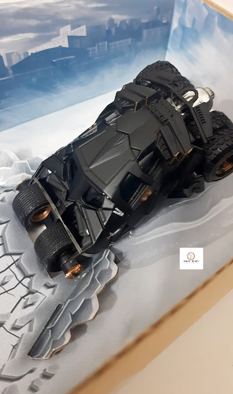 Comic-Con Exclusive -2009 SDCC San Diego - 1:50 Scale  Batman The Dark Knight Vehicles Batmobile and Bat-Pod - Hot Wheels