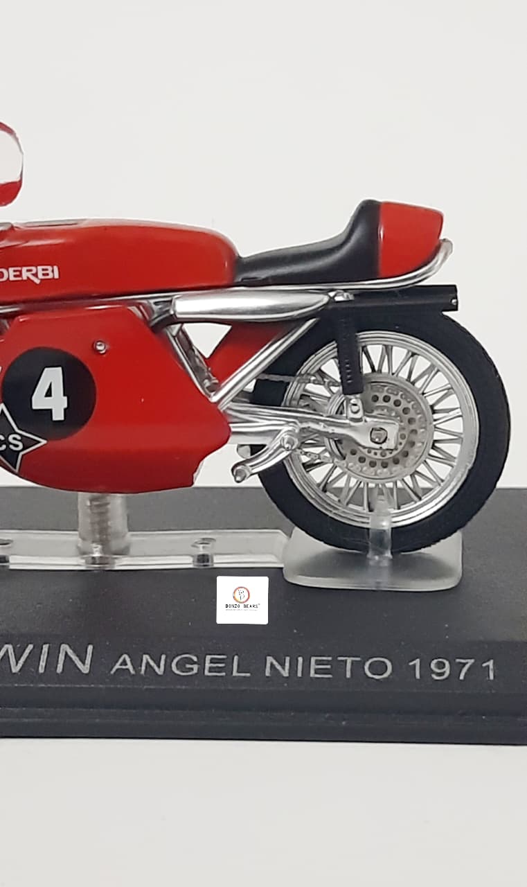 1:24 Scale - Derbi 125 Twin Angel Nieto 1971