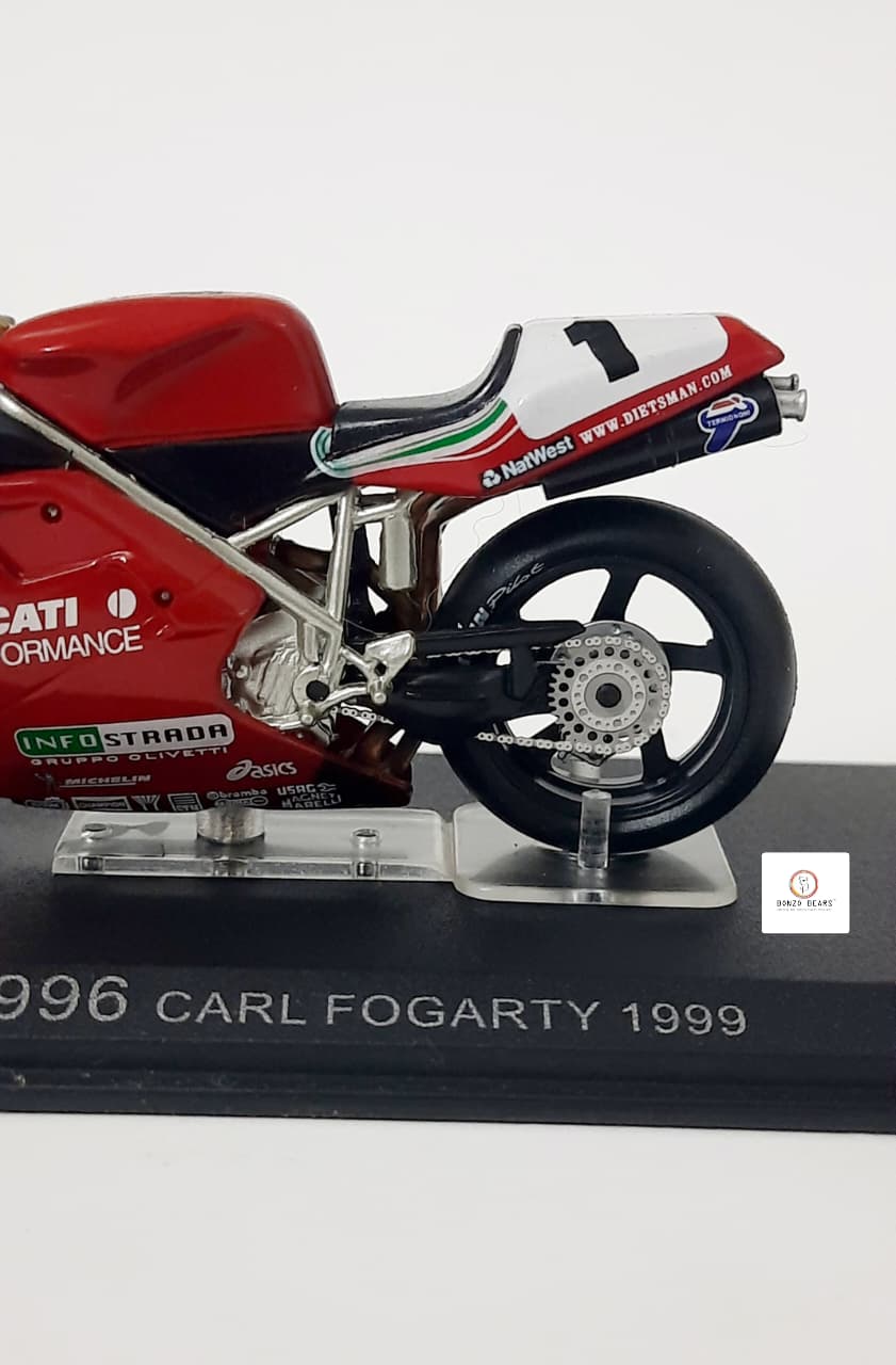 No1 1999 World Superbike Season -  1:24 Ducati 996 #1 raced by Carl Fogarty