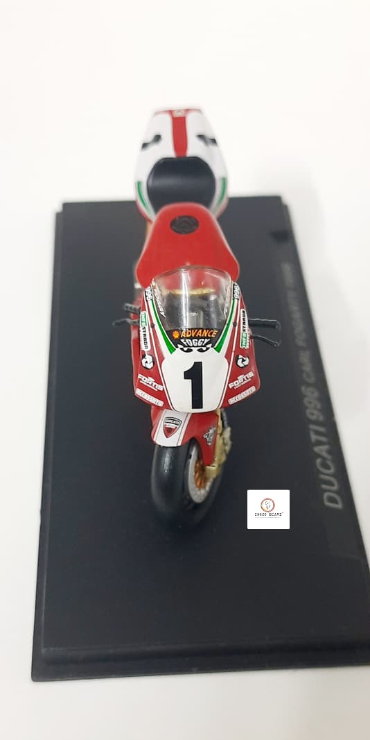 No1 1999 World Superbike Season -  1:24 Ducati 996 #1 raced by Carl Fogarty