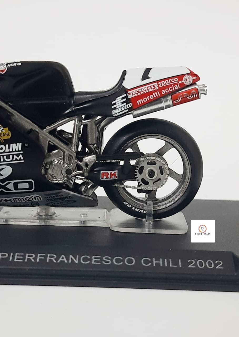 1:24 2002 Ducati 998R #7 ridden by Pierfrancesco Chili - Ixo