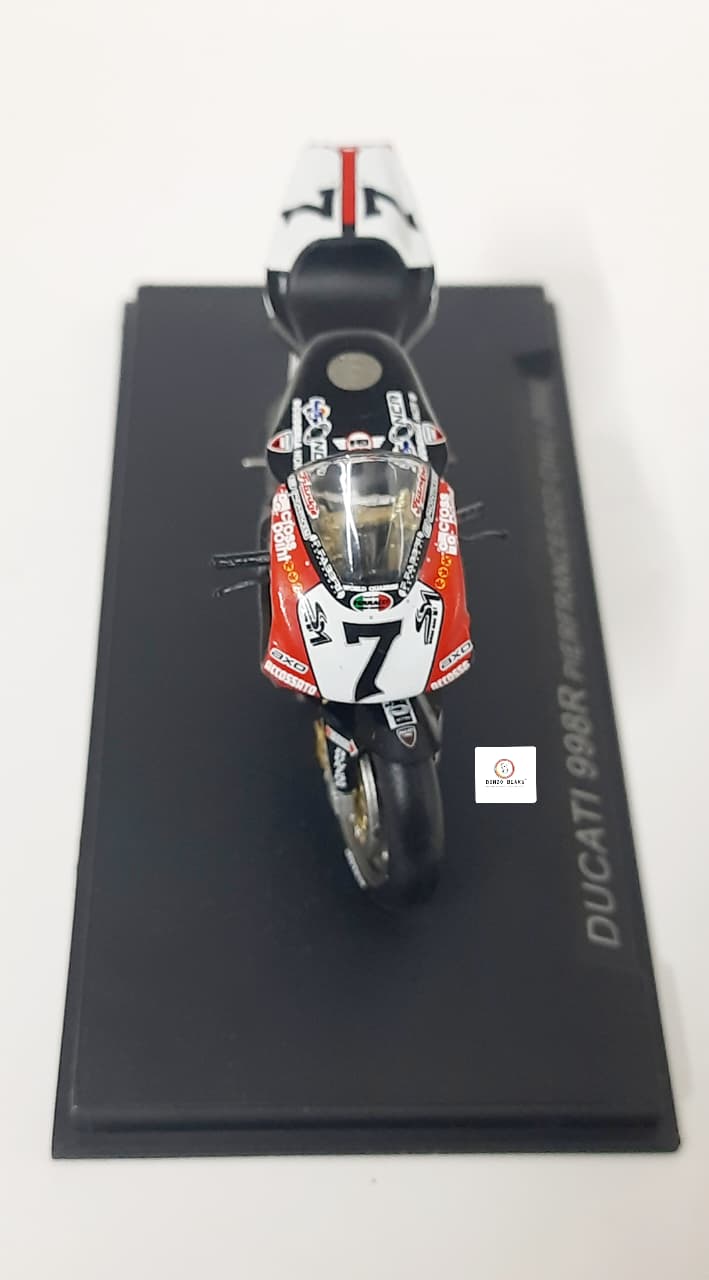 1:24 2002 Ducati 998R #7 ridden by Pierfrancesco Chili - Ixo