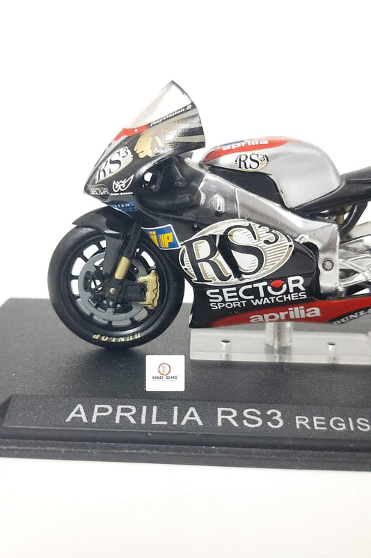 Ixo Aprilia RS3 ridden by Régis Laconi in the 2002 MotoGP season - 1:24 | Bonzobears