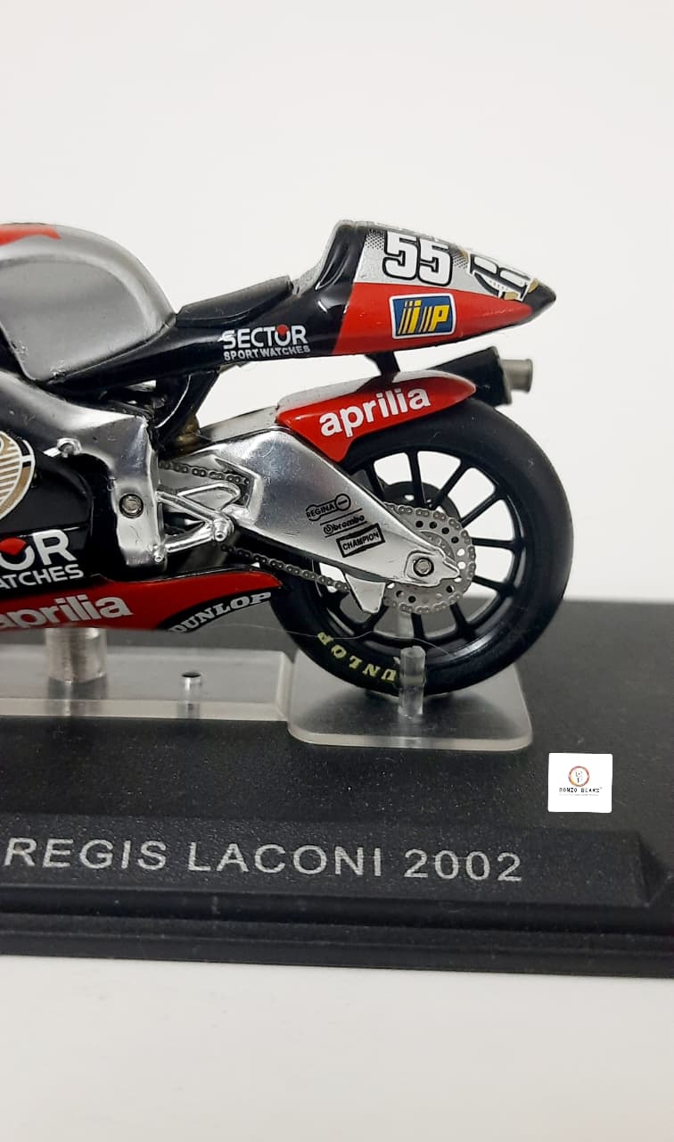Ixo Aprilia RS3 ridden by Régis Laconi in the 2002 MotoGP season - 1:24 | Bonzobears