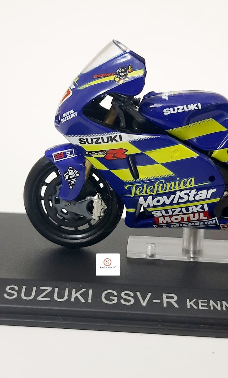 Suzuki GSV-R motorcycle ridden by Kenny Roberts Jr. in 2002 - 1:24 | Bonzobears