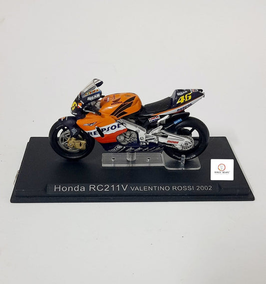 Ixo Honda RC211V motorcycle ridden by Valentino Rossi in 2002 - 1:24 | Bonzobears