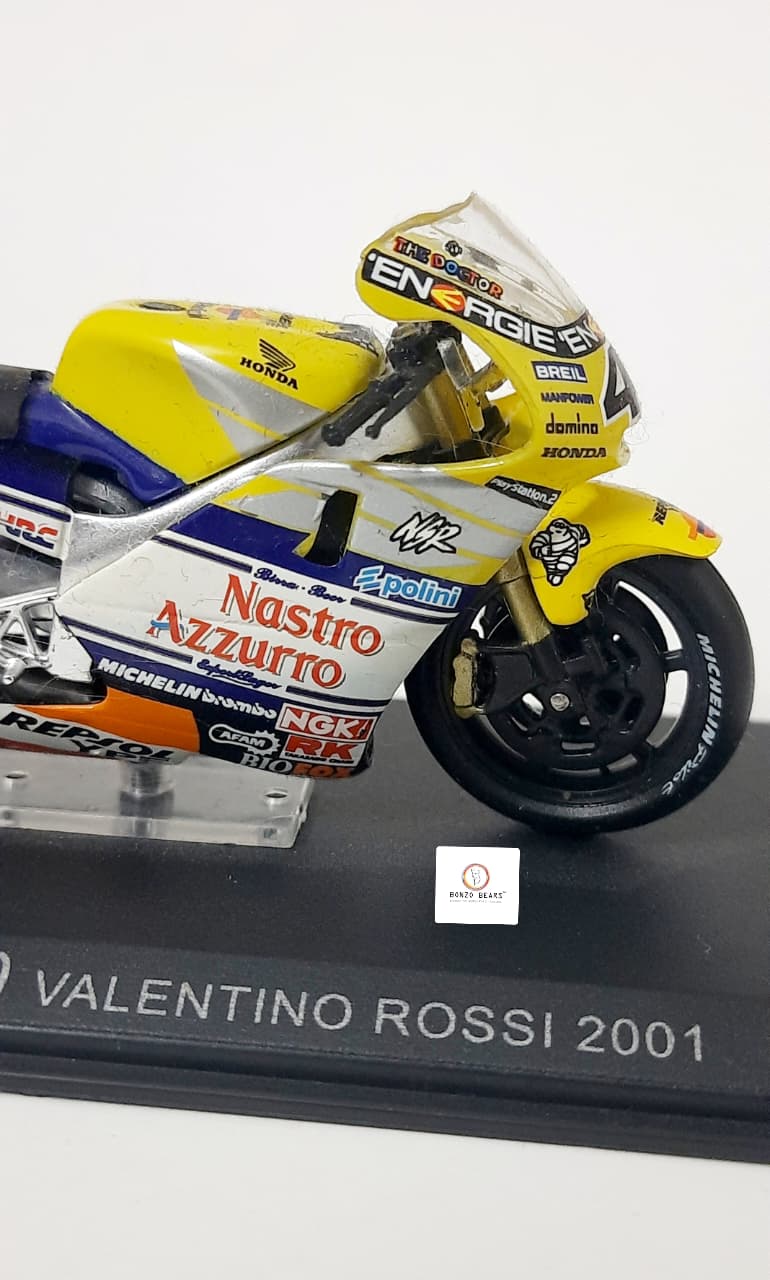 Ixo 2001 Honda NSR500 ridden by Valentino Rossi - 1:24 | Bonzobears