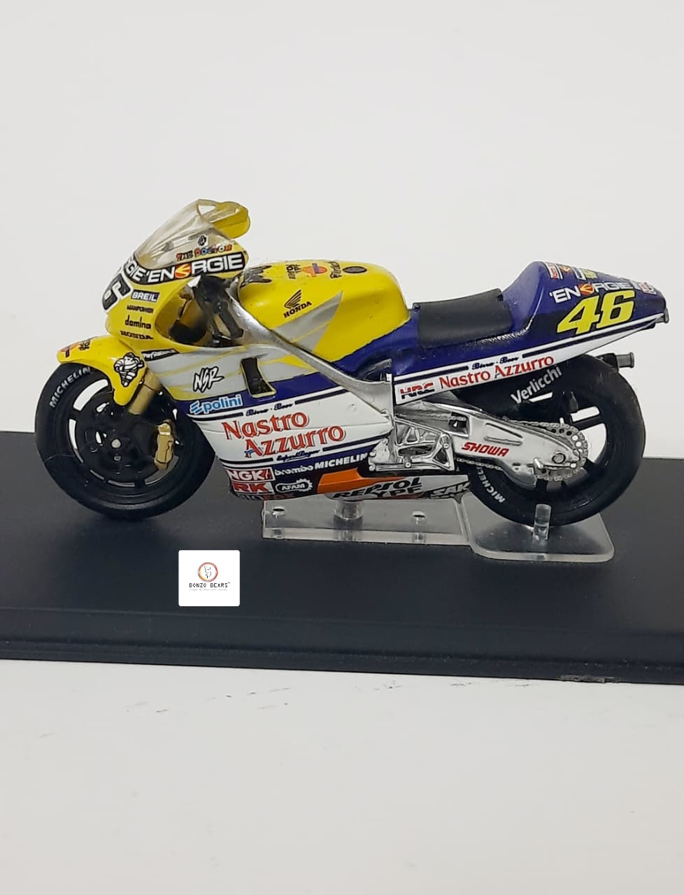 Ixo 2001 Honda NSR500 ridden by Valentino Rossi - 1:24 | Bonzobears