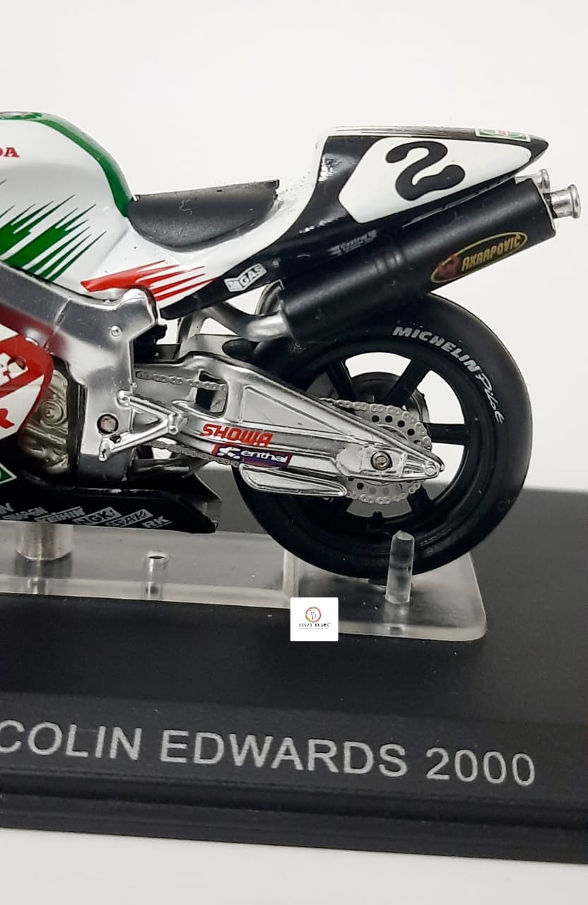 Ixo Honda VTR1000 ridden by Colin Edwards in 2000 - 1:24