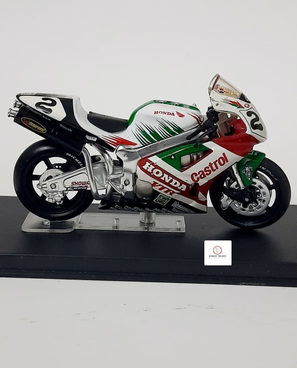 Ixo Honda VTR1000 ridden by Colin Edwards in 2000 - 1:24