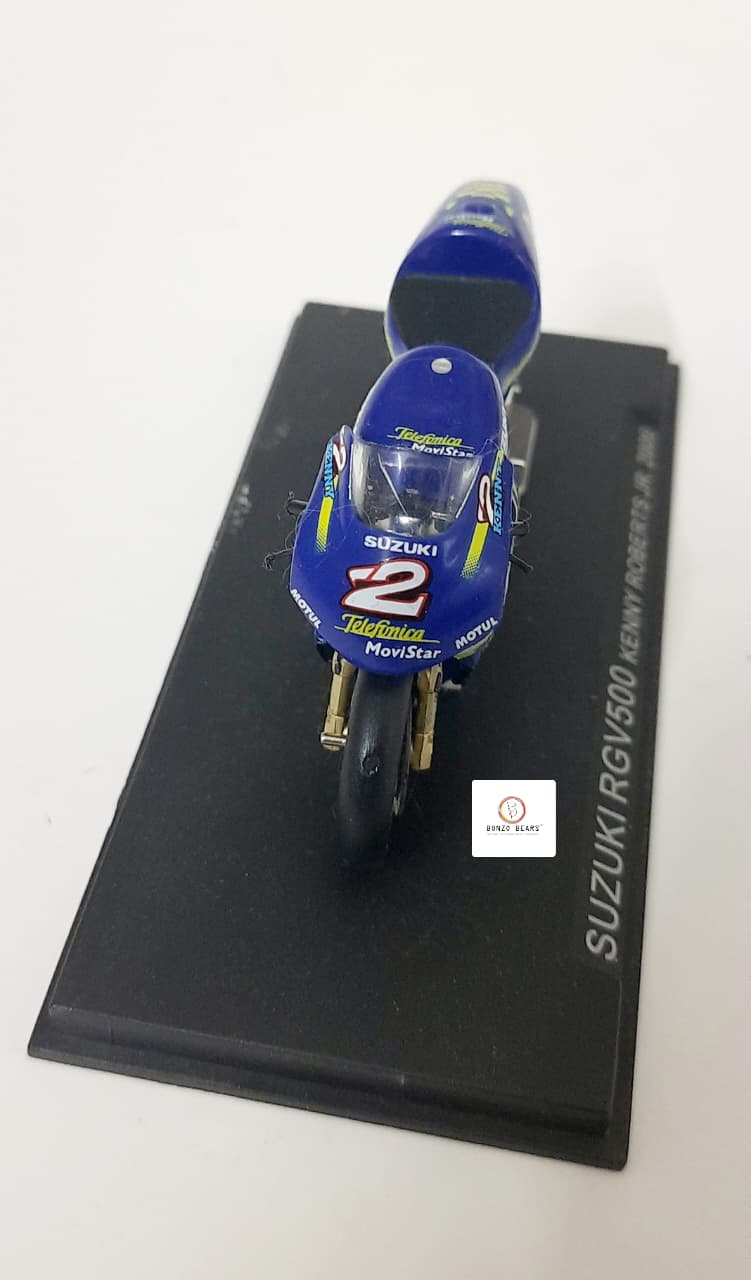 Ixo Suzuki RGV500 raced by Kenny Roberts Jr. 2000 - 1:24