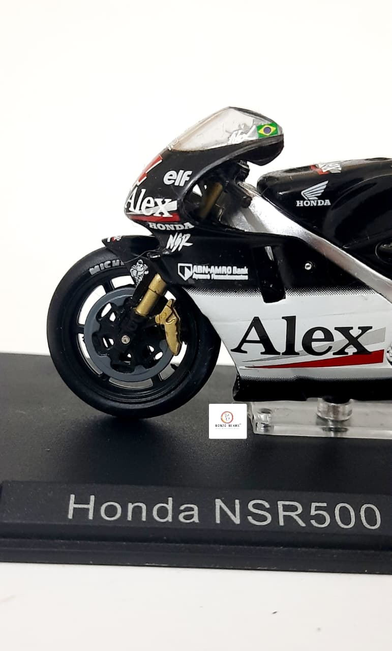 Deagostini - Honda NSR500 ridden by Alex Barros in 2001 - 1:24