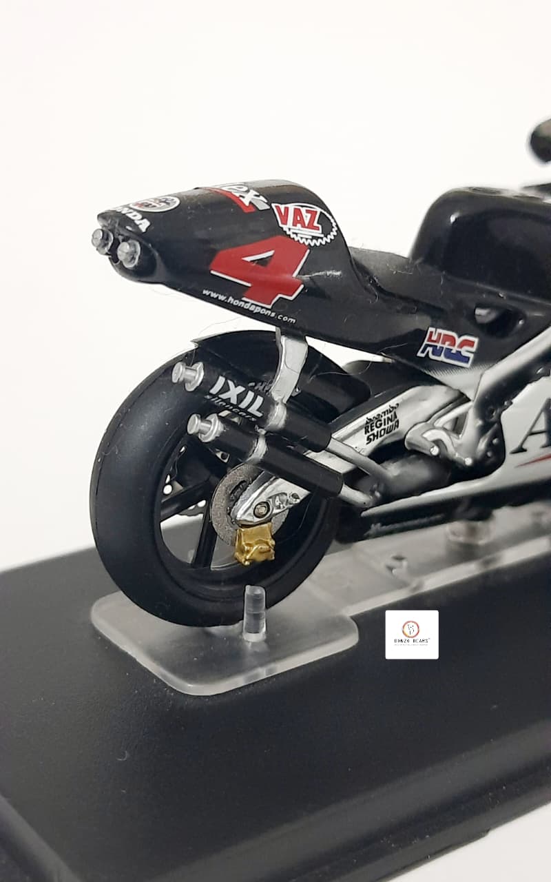 Deagostini - Honda NSR500 ridden by Alex Barros in 2001 - 1:24