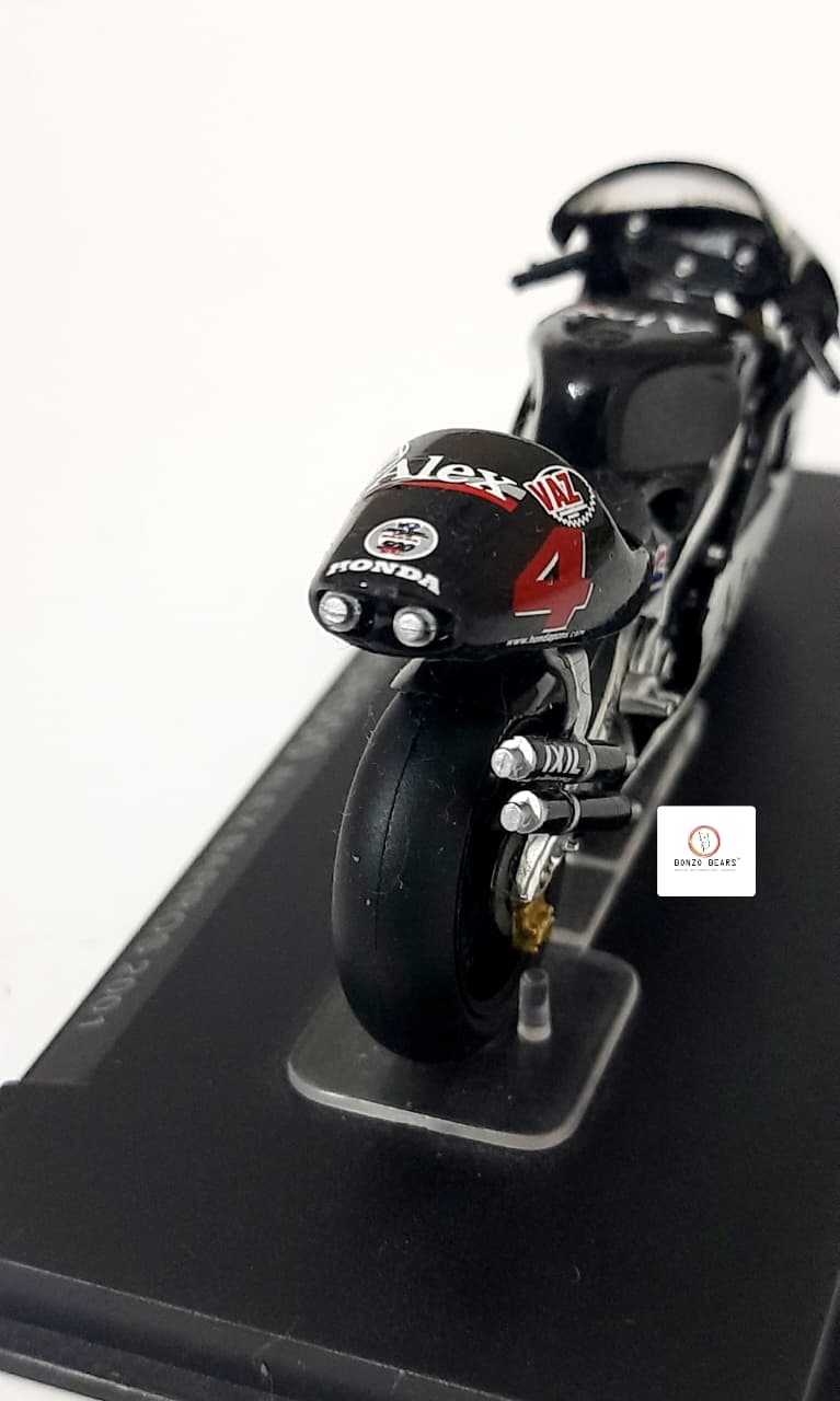 Deagostini - Honda NSR500 ridden by Alex Barros in 2001 - 1:24