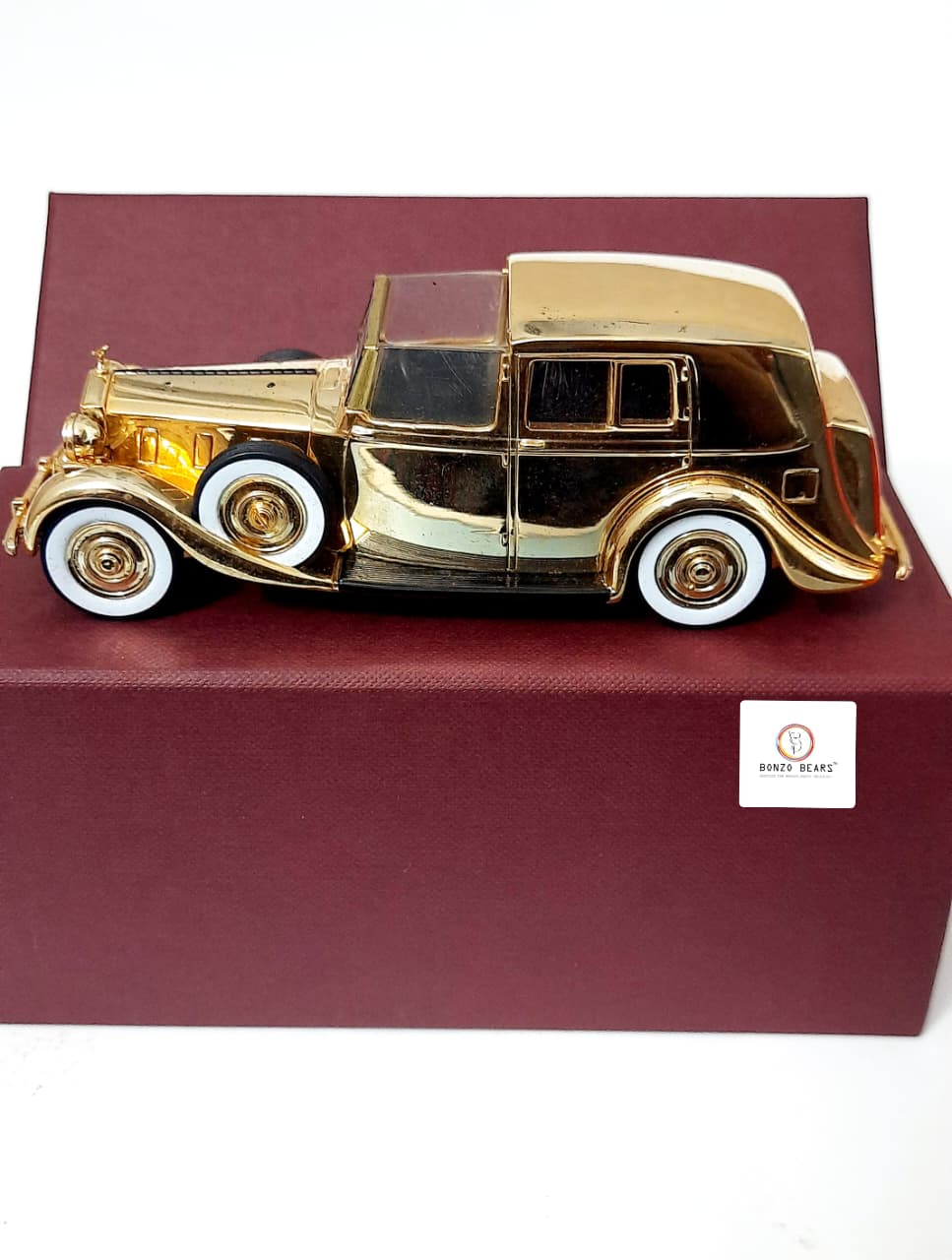 EXCLUSIVE Limited Edition (5000Pcs) - Corgi 1/43 Scale 1937 Rolls Royce Sedance DeVille 24 Carat Gold Plated - with Original Box