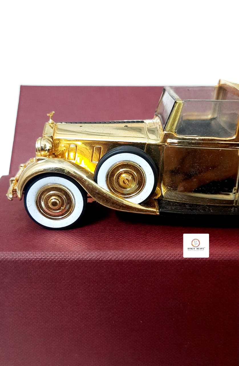 EXCLUSIVE Limited Edition (5000Pcs) - Corgi 1/43 Scale 1937 Rolls Royce Sedance DeVille 24 Carat Gold Plated - with Original Box